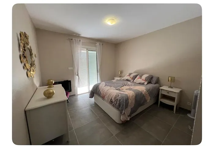 Hébergement de vacances Petit Havre Du Brusc De 80 M2 Six-Fours-les-Plages